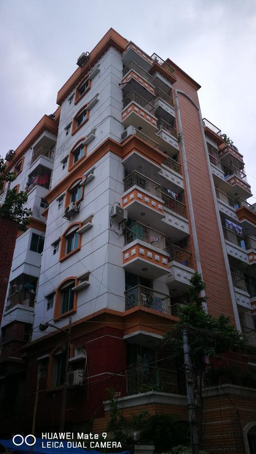 Rajanigandha Family Suites Дакка Екстер'єр фото